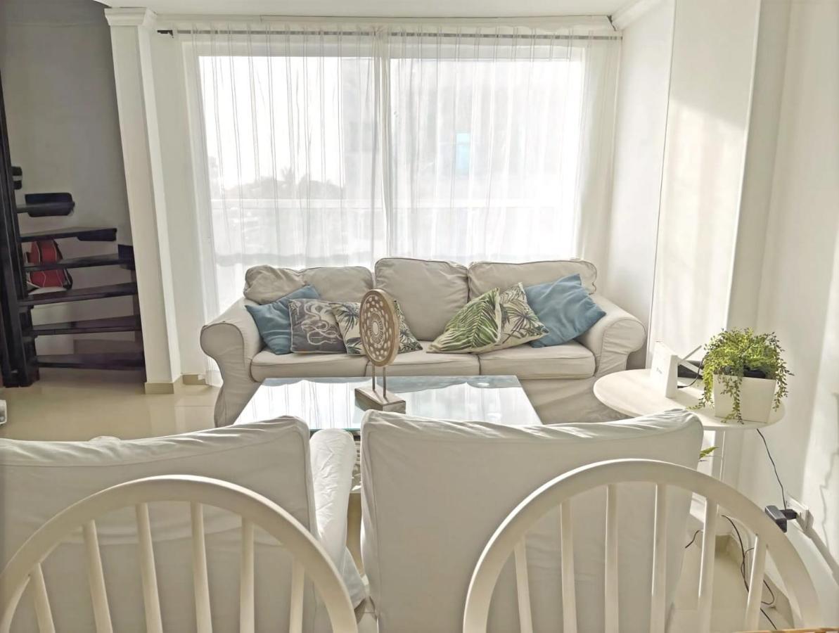 Penthouse Con Vista Al Mar, Apto 610 *
